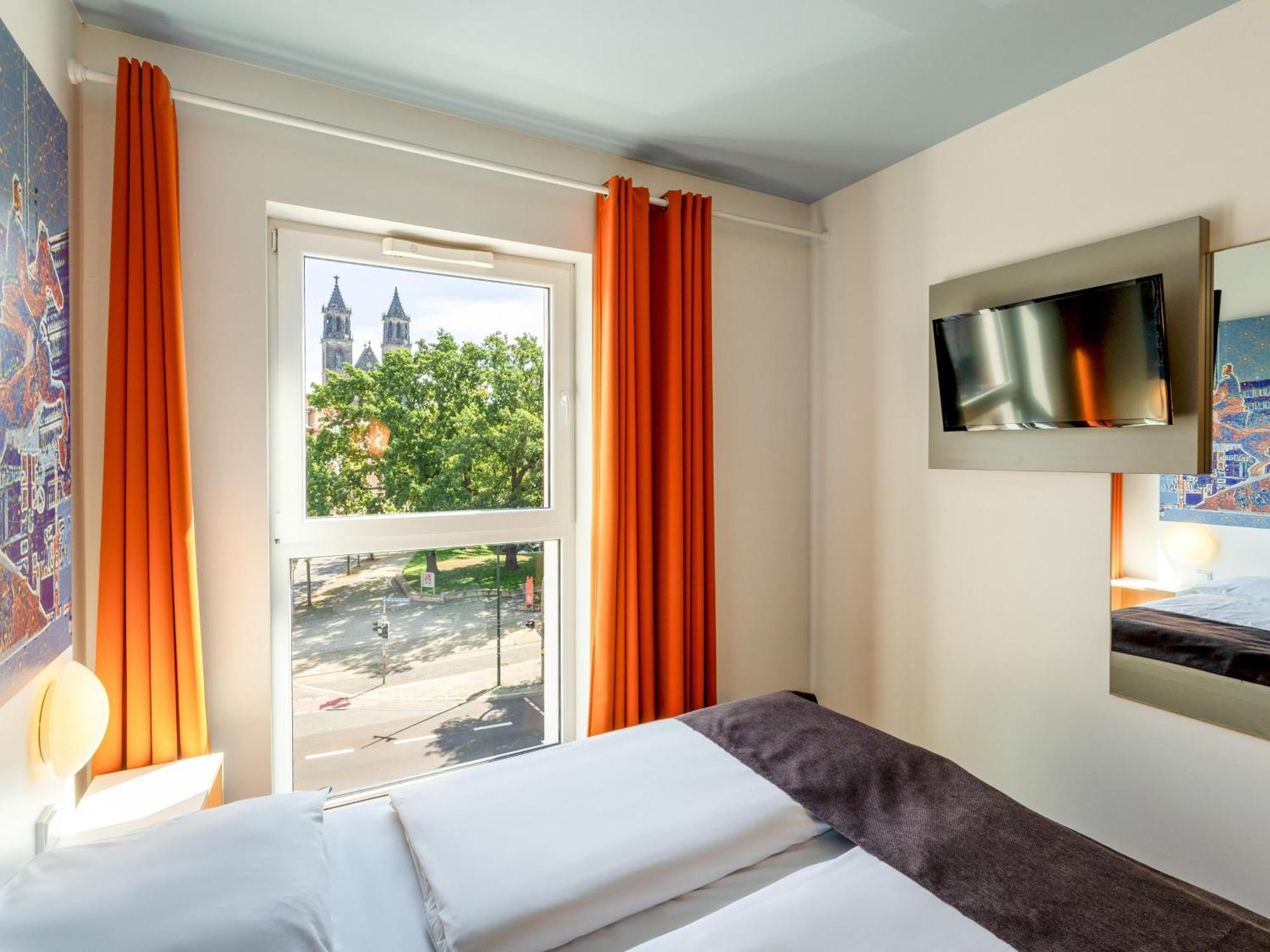 B&B Hotel Magdeburg-City Экстерьер фото